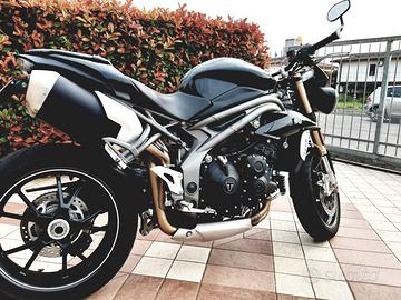 Triumph Speed triple 1050