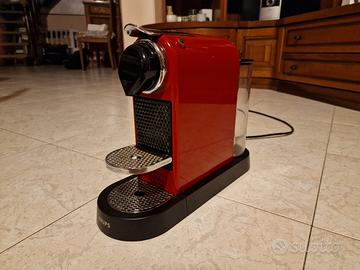 Macchina del caffè Nespresso Krups