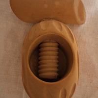 schiaccianoci in legno 