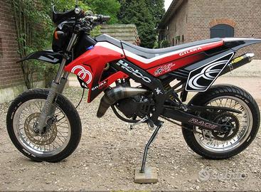 Gilera smt 50 ricambi smt rcr 50 derbi senda sm 50