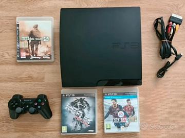 Playstation 3 (320 gb) 5 Giochi + 2 Joystick 