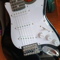 Chitarra elettrica Eko S100 con accessori vari