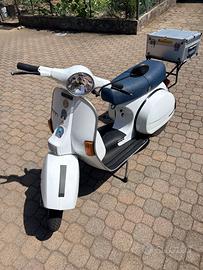 Vespa P 150 X
