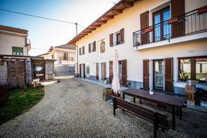 CASA SEMINDIPENDENTE A VOLVERA