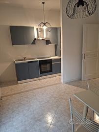 Stanze ad uso esclusivo in appartamento condiviso