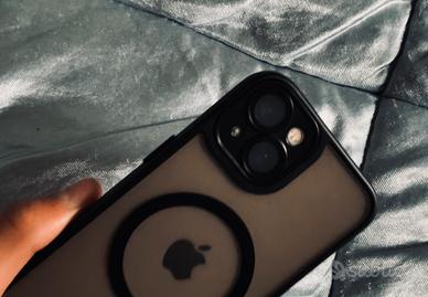 Iphone 13 come nuovo con tutti gli accessori