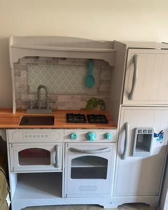 Cucina in legno per bambini