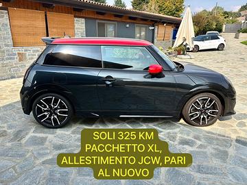 MINI Cooper S JOHN COOPER WORKS Pari al nuovo