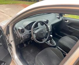 Ford Fiesta 1.4 TDCi 5p. CONDIZIONI DA VERO AMATOR