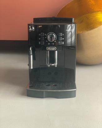 Macchina da Caffè Magnifica S De’Longhi