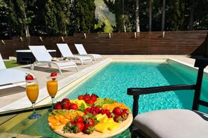 Villa Elisa con piscina fraginesi castellammare