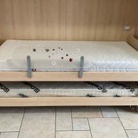 2 LETTI DA UNA PIAZZA  SCORREVOLI CON MATERASSI