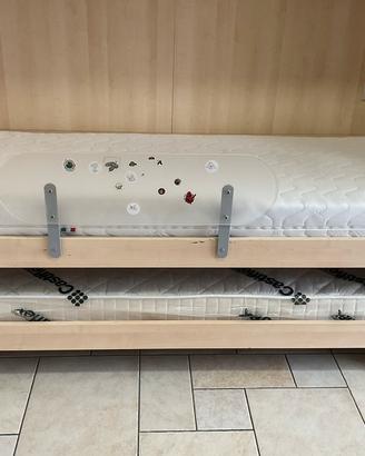 2 LETTI DA UNA PIAZZA  SCORREVOLI CON MATERASSI