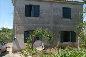 Villa di 161 m² con 5 locali e box auto doppio a M