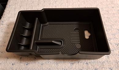 SCOMPARTIMENTO CONTENITORE PORTA OGGETTI BRACCIOLO