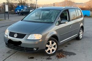 Volkswagen Touran 1.6 BENZINA 