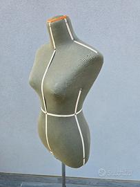 Manichino vintage Singer