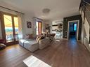 recente-duplex-con-4-camere-in-piccolo-contesto