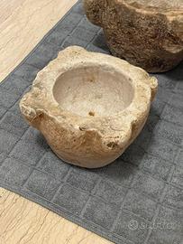 Antico Mortaio in Pietra con 4 Orecchie