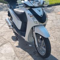 HONDA SH 150