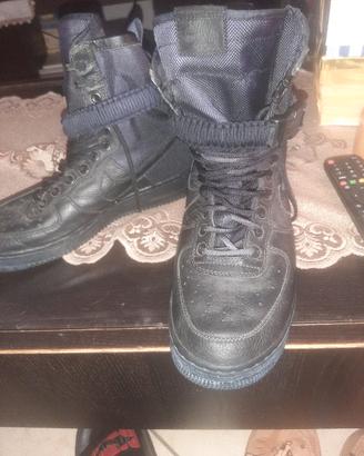 Nike Special Field Air Force 1 Triple Black 