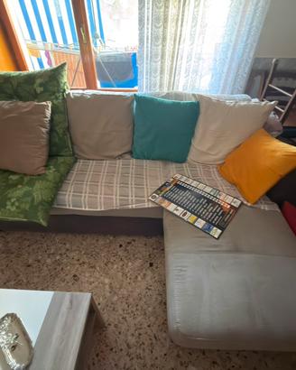 Divano letto con penisola