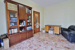 2 LOCALI A VOGHERA