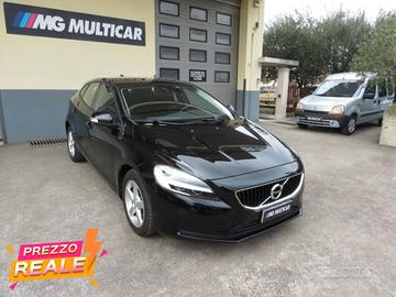 Volvo V40 2.0 d2 Business. km 49.000. fari led/dop