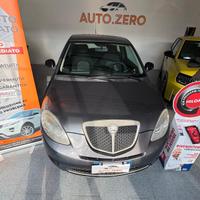 Lancia Ypsilon 1.2 69 CV Elle
