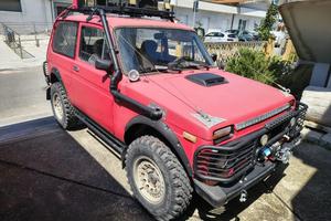 Lada Niva 2121 (1991) 4x4 - 1.6 Carburatori.