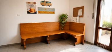 Panca ad angolo in legno