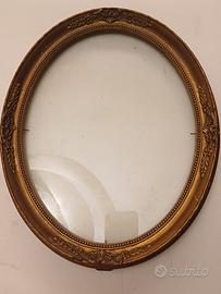 Cornice ovale dorata anni 30-40