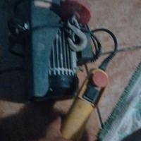 montacarico elettrico 