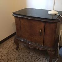 2 Comodini in stile chippendale