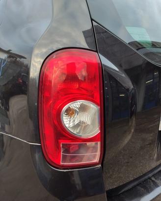 Fanale posteriore sinistro DACIA DUSTER del 2012
