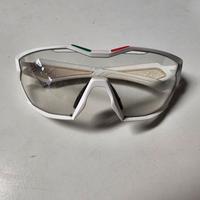 occhiali da sole bianchi
