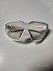 occhiali da sole bianchi