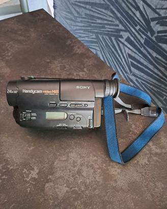 Videocamera Sony Handycam Video Hi8 modello CCD-TR