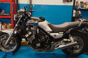 Yamaha FZX 750