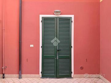 VILLA A SCHIERA A CASTELFRANCO DI SOTTO