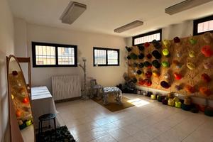 UFFICIO 65mq INDIPENDENTE - MILANO (Zona Via Mo