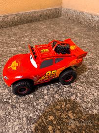 Auto saetta Mcqueen Cars con luci e suoni