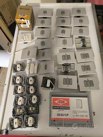 Materiale elettrico anni '70 nuovo