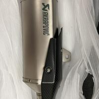 Terminale akrapovic per xadv