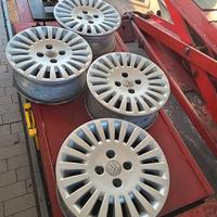 CERCHI IN LEGA USATI ORIGINALE CITROEN C2 C3 6x15 