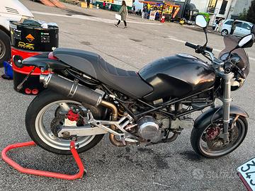 Ducari Monster 600 anno 2001