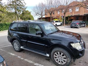 Mitsubishi Pajero 3.2 V80 Instyle