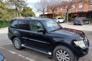 Mitsubishi Pajero 3.2 V80 Instyle
