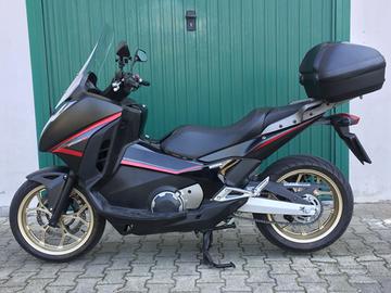 Honda Integra 750 - 2015