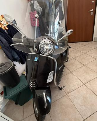 Vespa 300 gts 2024